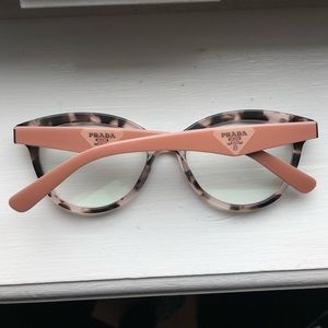 prada pink tortoise glasses